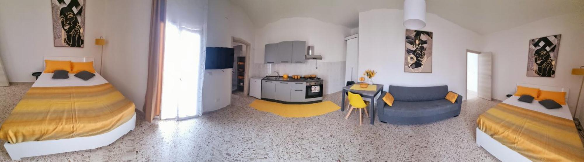 Il Tramonto Dorato Apartment *